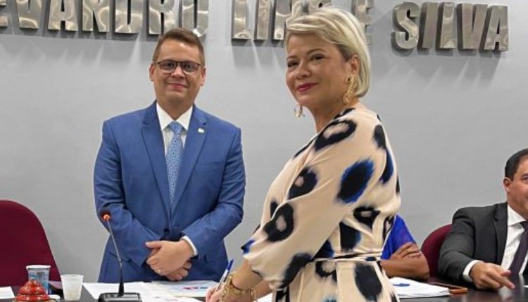 ESA-PI inicia novo ciclo com posse da Diretora-Geral Dra. Rossana Diniz